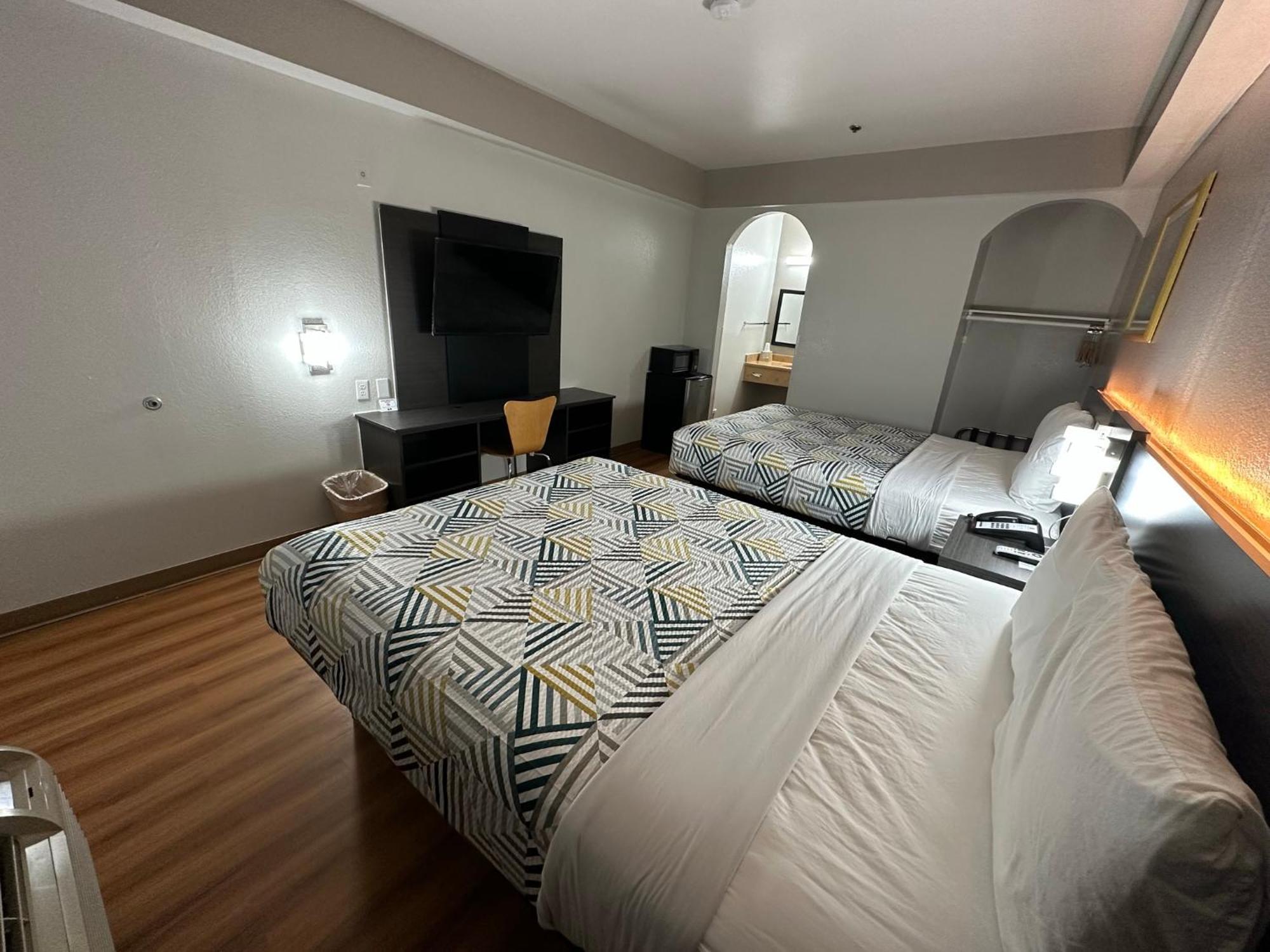 Motel 6 Alvarado Tx ภายนอก รูปภาพ
