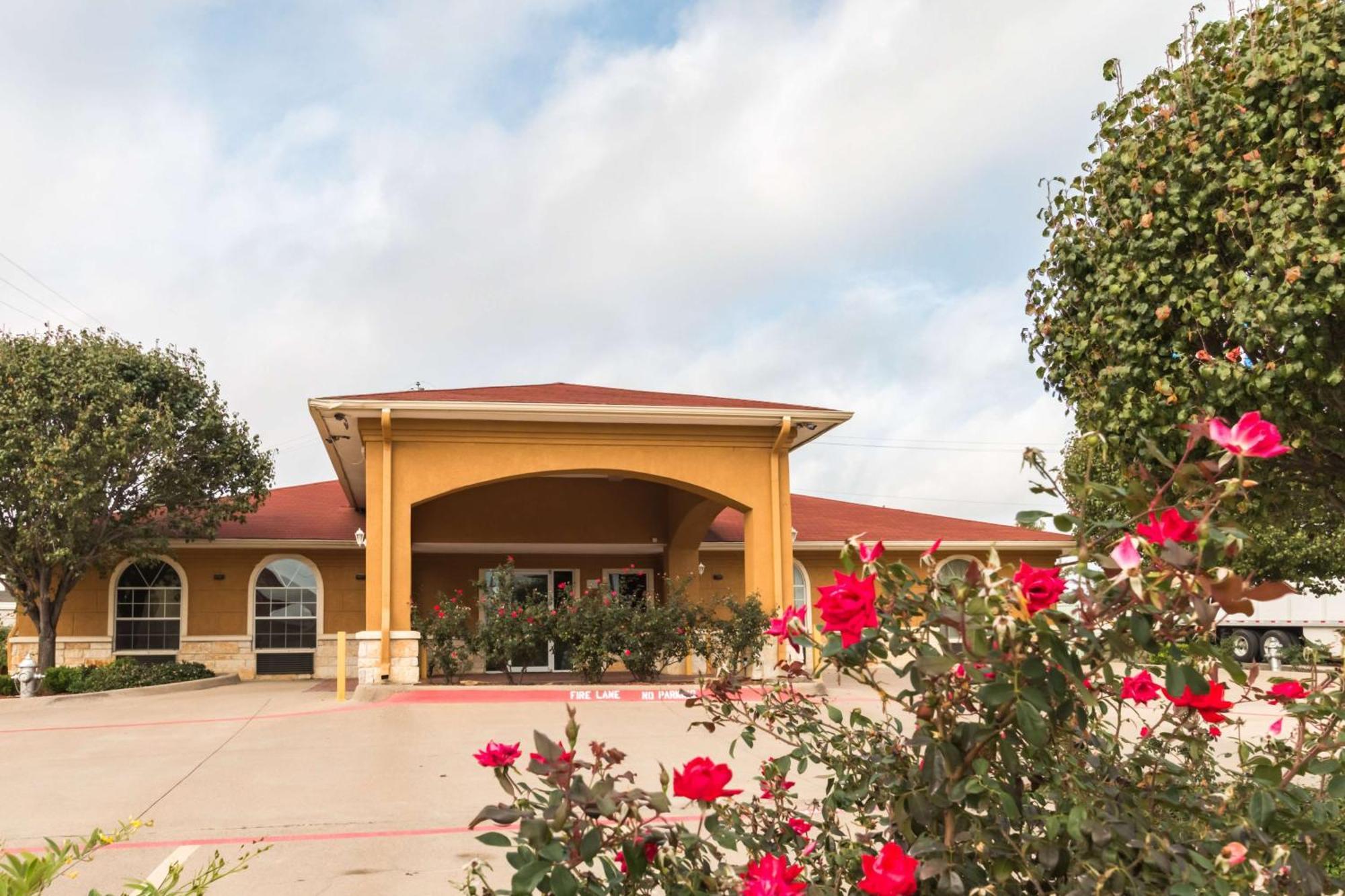 Motel 6 Alvarado Tx ภายนอก รูปภาพ